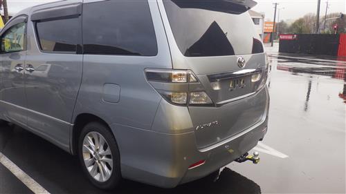 TOYOTA ALPHARD STATIONWAGON 2008-2015